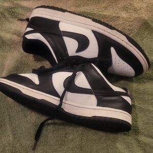 Nike Black and White Sneakers